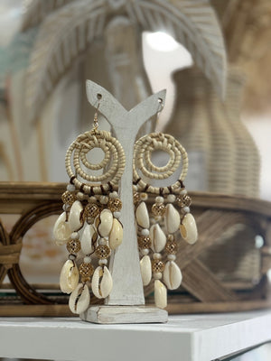 
            
                Load image into Gallery viewer, Cowrie Shell Earrings
            
        
