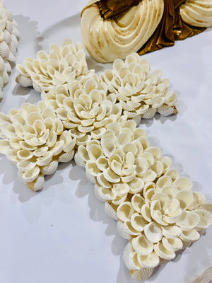 Shell cross