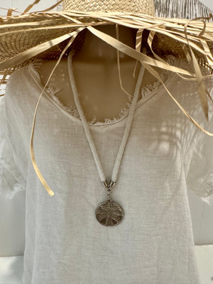 Palm Necklace