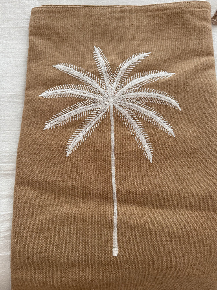 Palm Cove Bed Runner