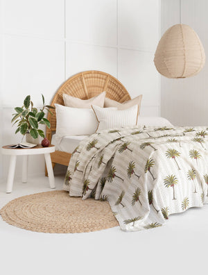Palm tree bedspread