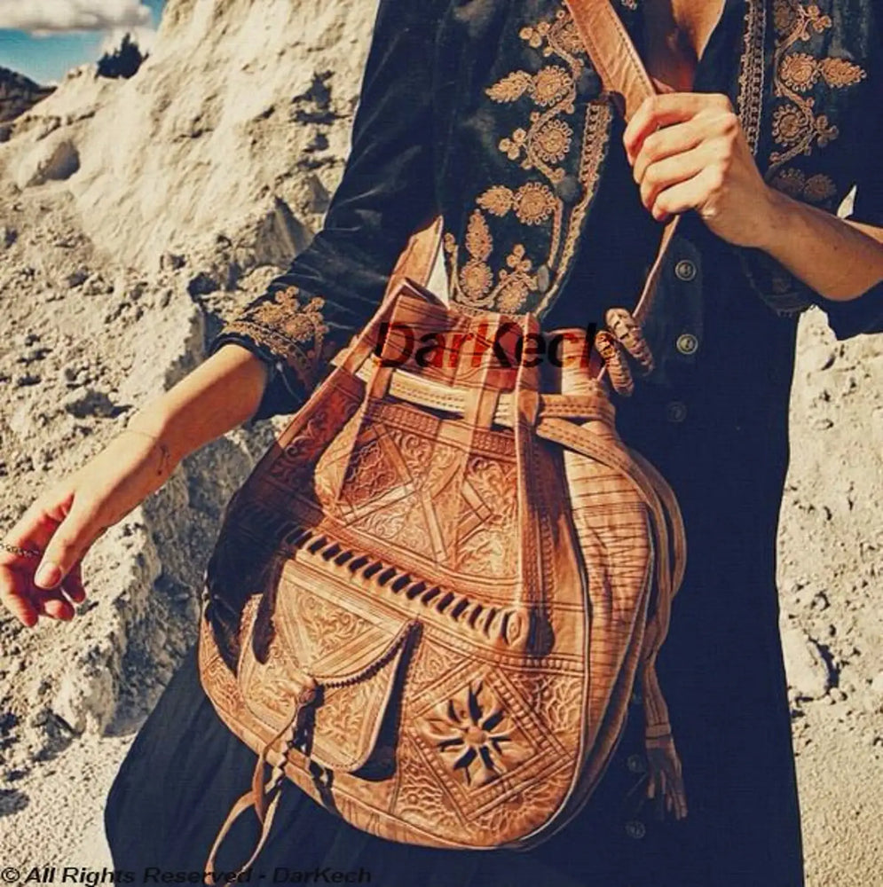 
            
                Load image into Gallery viewer, Moroccan Leather Bag
            
        