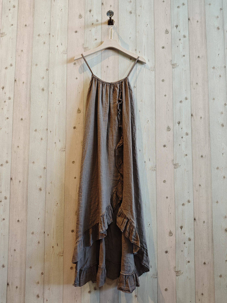 LINEN RUFFLE
