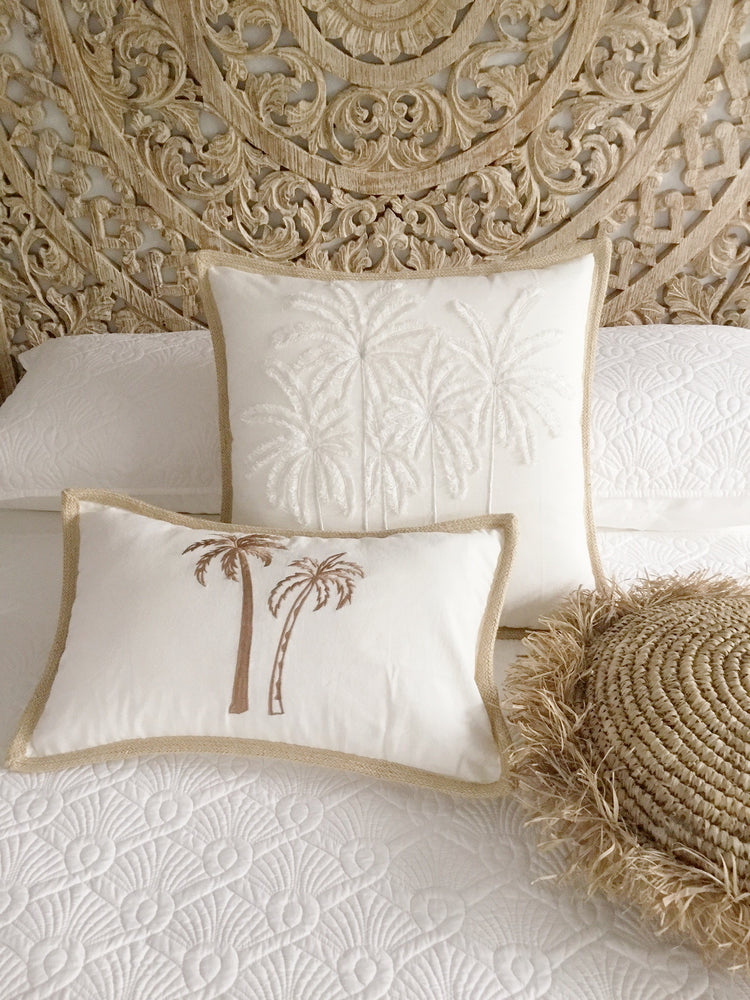 
            
                Load image into Gallery viewer, Palm Cove Linen Cushion Cover - Tropical Interiors &amp;amp; Island Boho
            
        