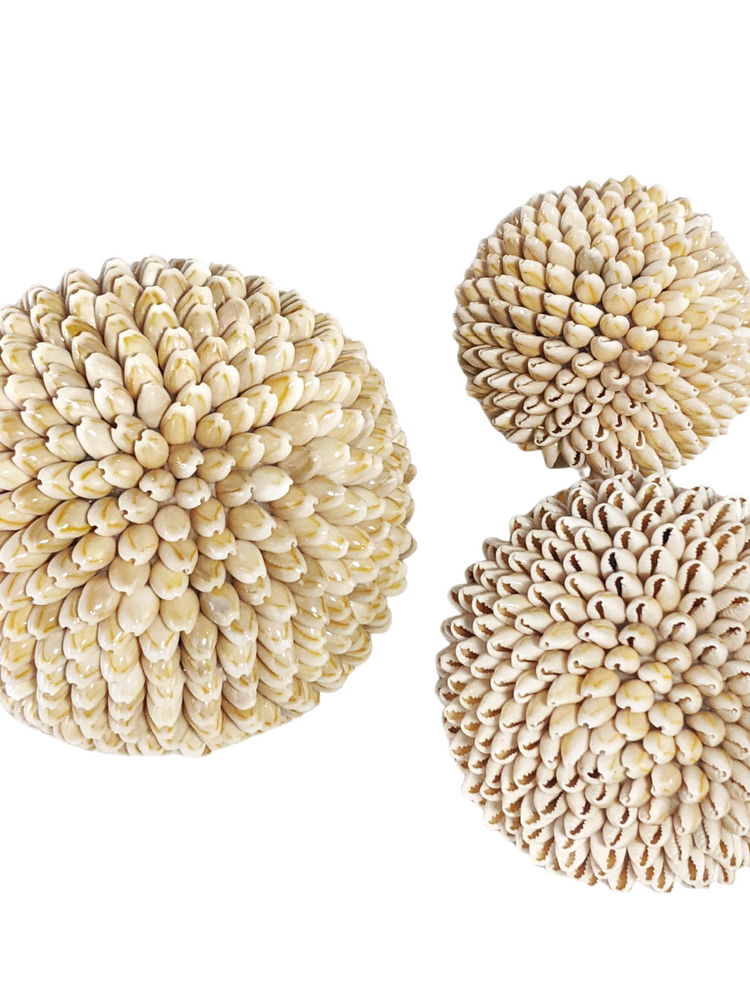 
            
                Load image into Gallery viewer, Cayman Shell Deco Balls -Cowrie - Tropical Interiors &amp;amp; Island Boho
            
        